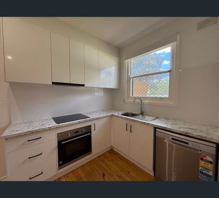 39 Mofflin Road, Elizabeth Grove, SA 5112 - Photo 5