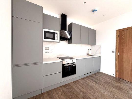 Sheila House, Fleet, Hampshire, GU51 - Photo 1