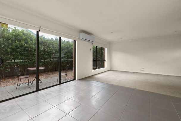 LARGE TWO BEDROOM TOWNHOUSE - Photo 1