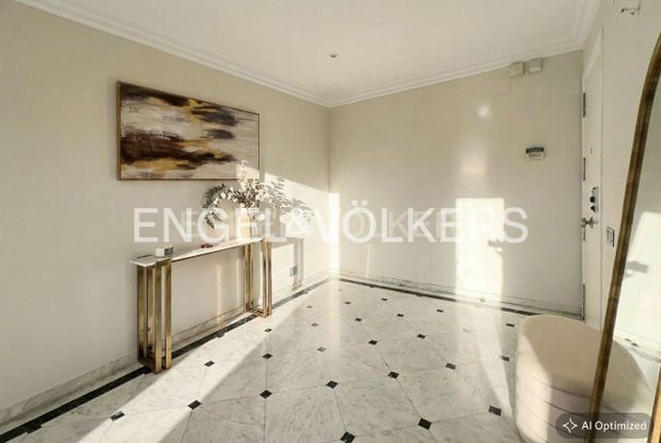 Apartamento de alquiler en Carrer del Doctor Moliner, Exposició - Photo 1