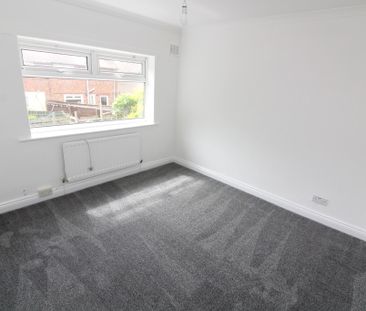 2 Bedroom Semi-Detached House - Photo 1