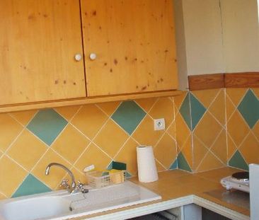 Location appartement Marseille 6ème (13006) - Photo 3