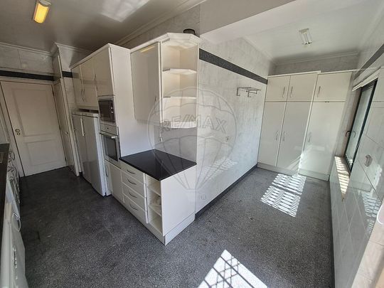 Apartamento T5 em Lisboa - Photo 1