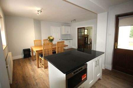 Oaklands, Park South - Photo 5