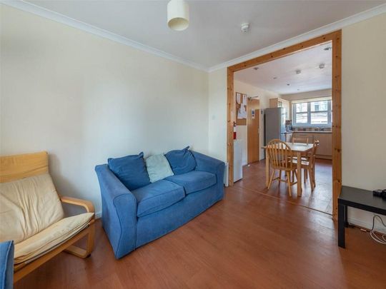 4 bedroom house to rent - Photo 1