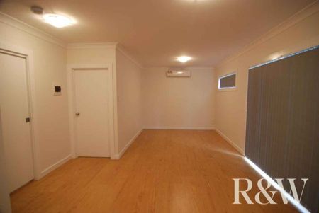 TWO BEDROOM GRANNY FLAT! - Photo 4