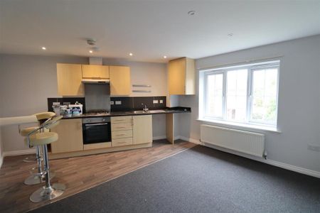1 bedroom semi-detached house to rent - Photo 3