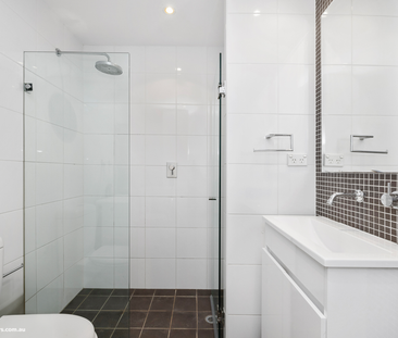 207/82-92 Cooper Street, Surry Hills NSW 2010 - Apartment For Rent ... - Photo 3