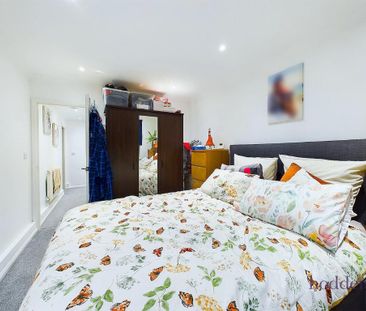 2 bedroom maisonette to rent - Photo 3