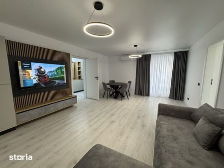 Inchiriez apartament 2 camere - complex Sun Royal View - Photo 5