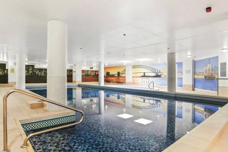 Resort-Style Apartment in the Heart of Chatswood - Photo 5