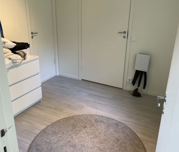 Renoverad 3:a med inglasad balkong - Foto 6