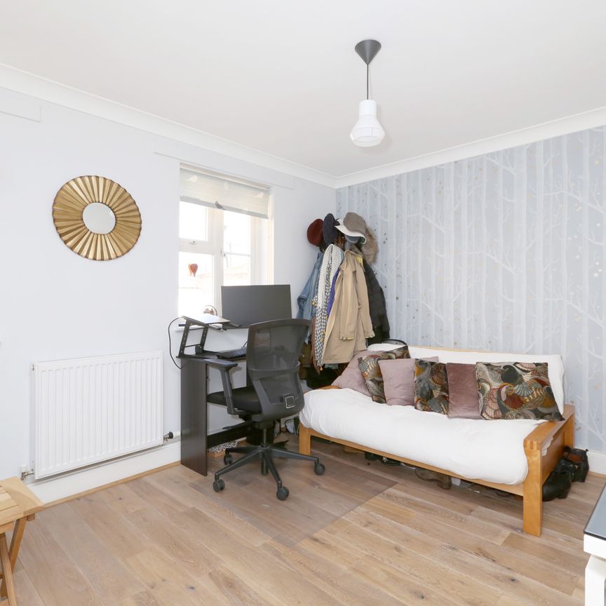 Northwold Road - Photo 1