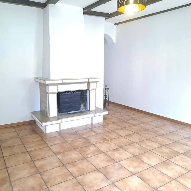 4.5 Zimmer, 100 m², 1. Stock - Photo 1