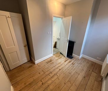 4 Bed Terraced House, Norris Road, RG6 - Photo 1