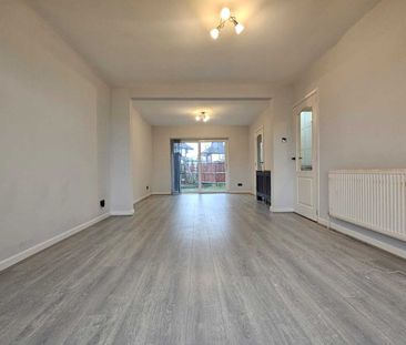 Birmingham Road, Birmingham, Great Barr - Photo 2