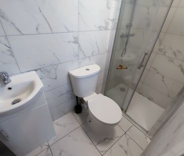 Room in a Shared House, Woodside Gardens, N17 - Photo 6