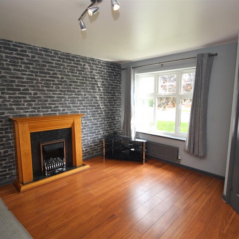 3 bedroom End of terrace house to rent in Somervyl Avenue, Longbenton, Newcastle upon Tyne NE12 - Photo 1