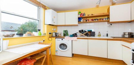 1 bedroom flat to rent - Photo 2