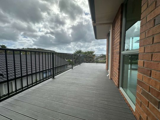 Orewa Family Home - Photo 1