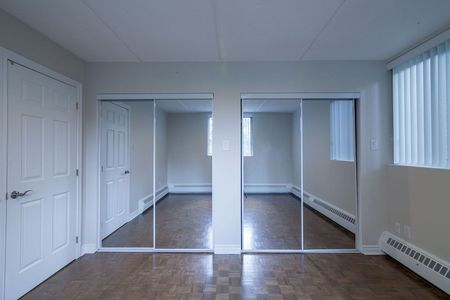 4800 Boulevard de Maisonneuve West - Photo 2