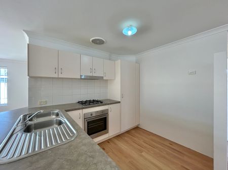 Refreshed Modern 4 x 2 Family Home! - Photo 2