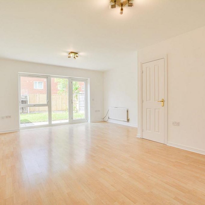2 bedroom semi-detached house to rent - Photo 1