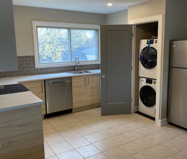 For Lease - 695 Morgan Street Unit# Unit 5, Vanier and Kingsview Pa... - Photo 1