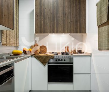 4 room luxury Apartment for rent in Barcelona, Spain - Photo 6