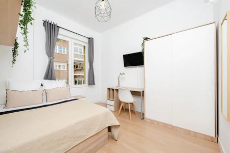 Calle de Fernando el Católico, Madrid, Community of Madrid 28015 - Photo 3