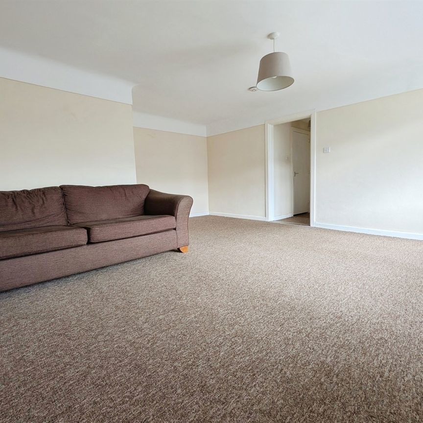 Withewood Mansions, Shirley, Southampton, SO15 - Photo 1