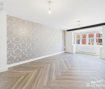 5 bedroom detached house to rent - Photo 2