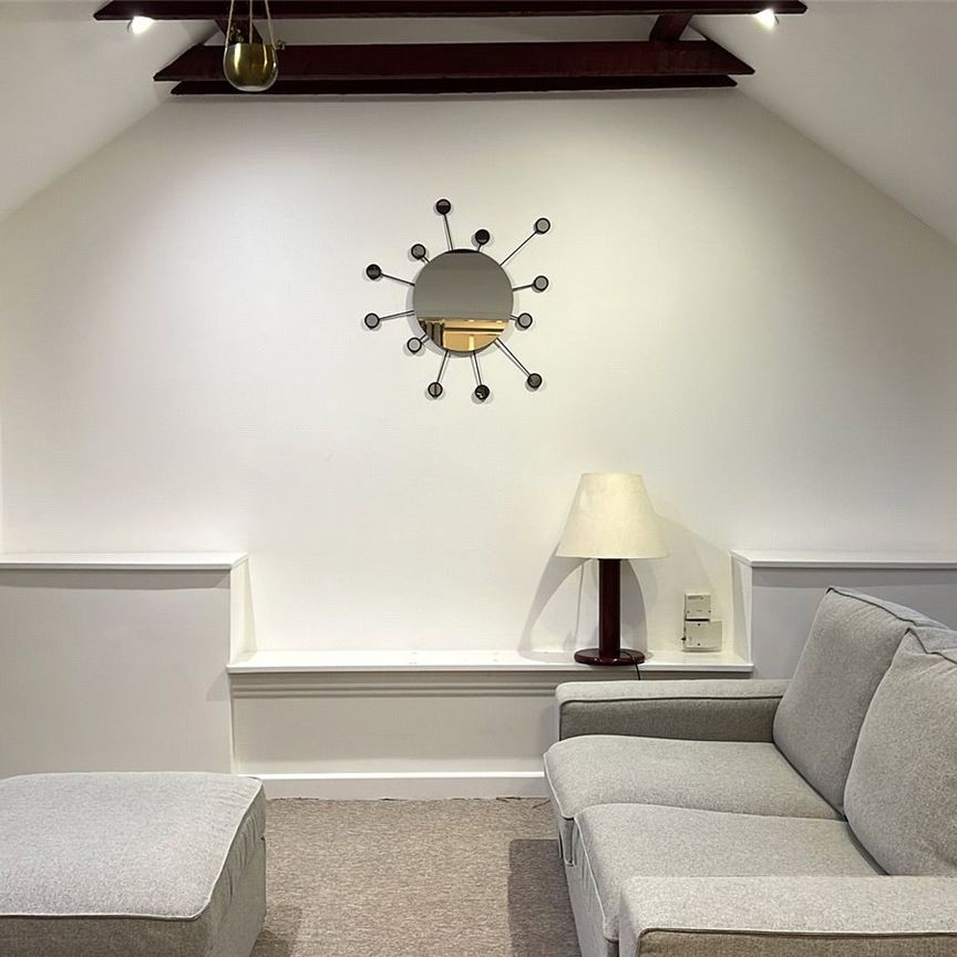 Westbury Road, Ealing, W5 2LF - Photo 1