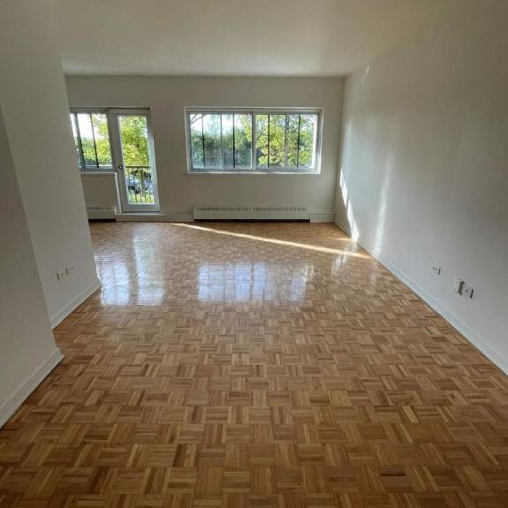 2 CH - 1 SDB - St-Laurent - $1,545 /mo - Photo 1