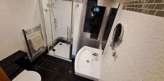 Buck Lane, London, NW9 - Photo 2