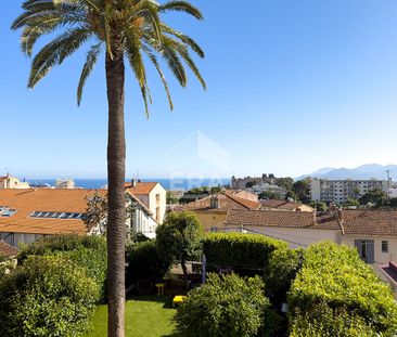 Appartement Cannes 1 pièce(s) 34.07 m2 avec mezzanine - Photo 2
