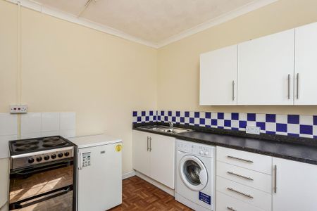 2 bedroom flat to rent - Photo 5