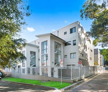 41/110 Wellington Street, Waterloo NSW 2017 - Apartment For Rent | ... - Photo 2