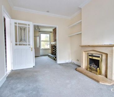 2 bedroom end of terrace house to rent - Photo 1