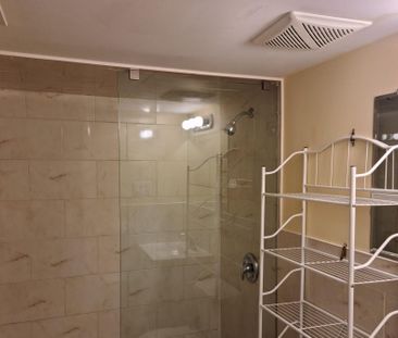 For Lease - 36 Legend Lane, Brampton, Ontario - Photo 2