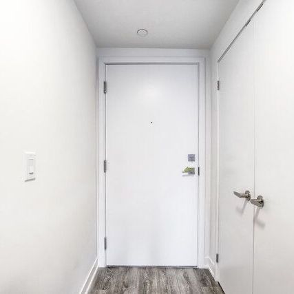 For Lease - 160 Canon Jackson Drive Unit# 502, Toronto, Ontario - Photo 1