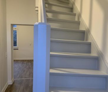 Kleines Reihenmittelhaus mit Altbaucharme - Photo 5