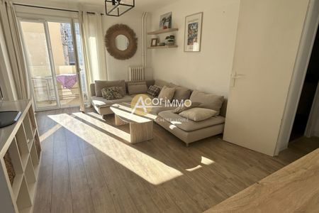 Quartier de l'Aguillon, très bel appartement faux T4 avec ba - Photo 4