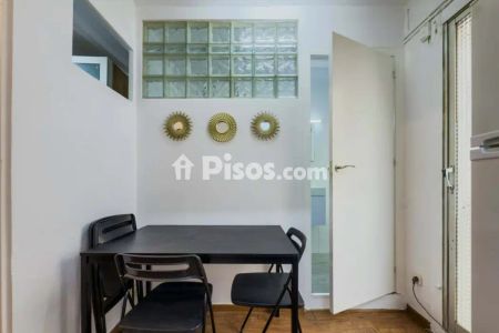 Piso en alquiler en Carrer Nou de la Rambla, cerca de Carrer de les Tàpies - Foto 2
