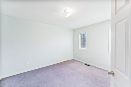 For Lease - 36 Bowler Street, Aurora, Ontario - Photo 3