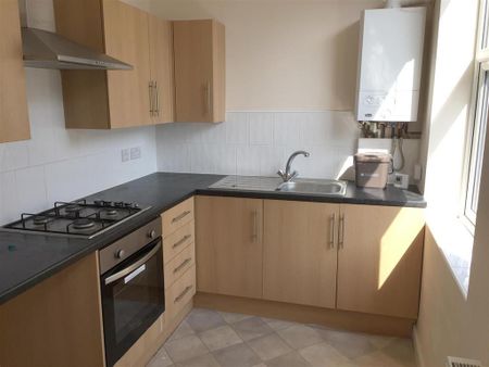 1 bedroom flat to rent - Photo 3