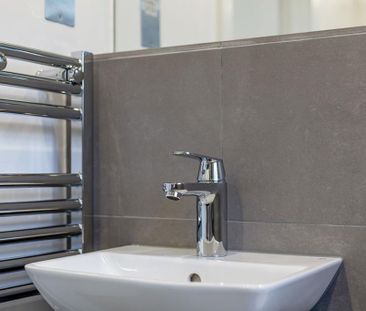 1 bedroom ground floor flat to rent - Photo 3