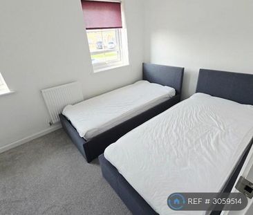 2 bedroom semi-detached house to rent - Photo 4