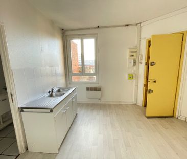 Location Appartement 1 pièce 27m² - Photo 2