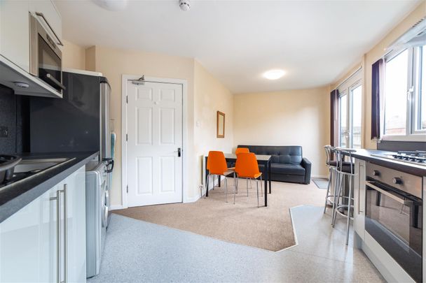 3 bed apartment to rent in Leazes Park Road, City Centre, NE1 - Photo 1